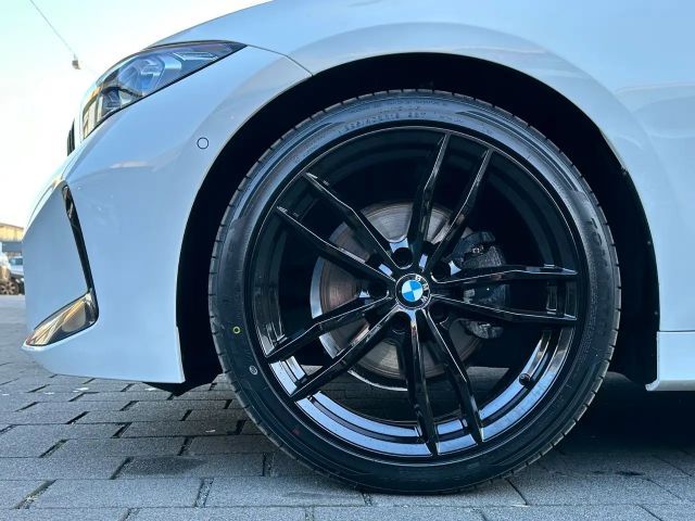 BMW 320 320d M-Sport Sedan