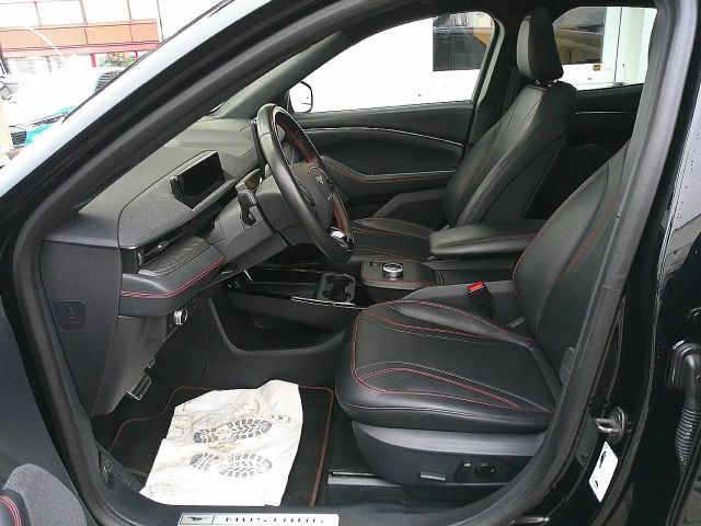 Ford Mustang Mach-E AWD Extended range