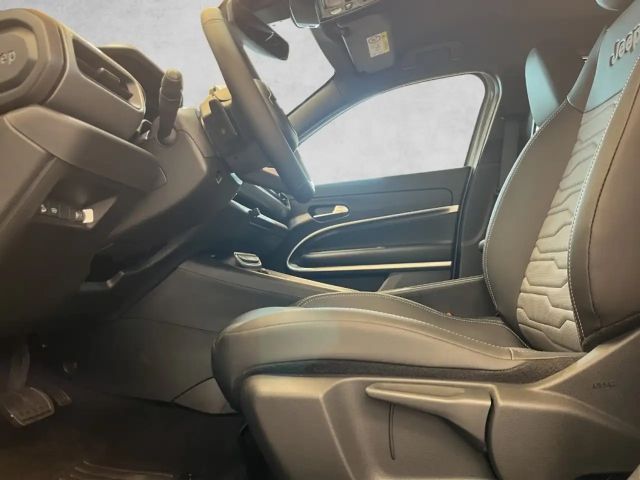 Jeep Avenger Upland 145 4XE e-DCT