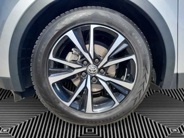 Toyota C-HR Hybride Team D