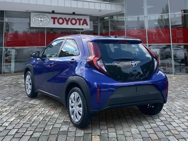 Toyota Aygo X 1.0 VVT-i Business Hatchback