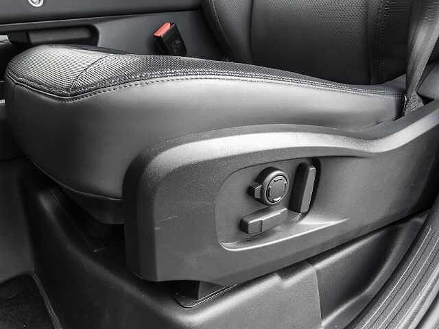 Land Rover Defender 110 Dynamic HSE