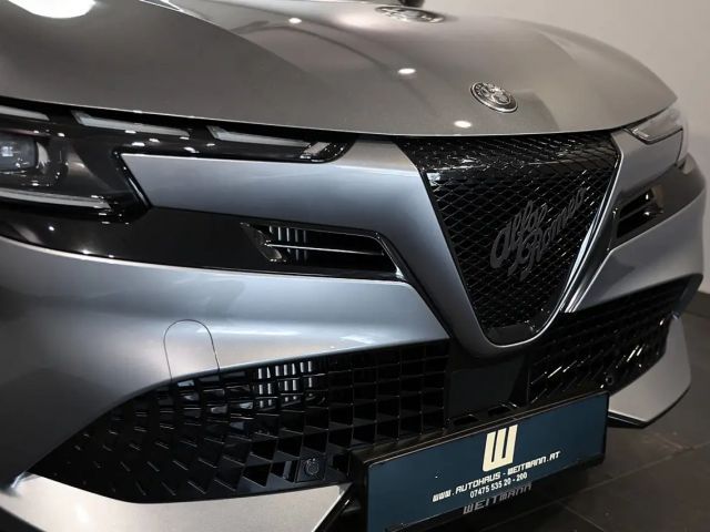 Alfa Romeo Junior Ibrida