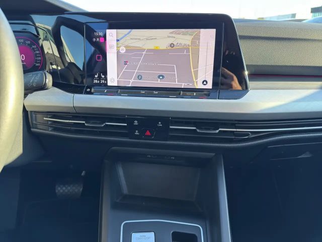 Volkswagen Golf 1.5 eTSI DSG Golf VIII Life