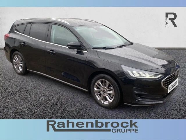 Ford Focus EcoBoost Style Titanium Wagon
