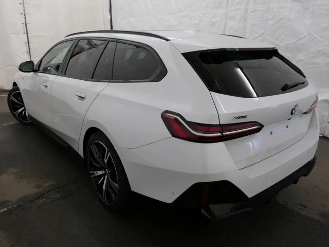 BMW 540 540d M-Sport Touring xDrive