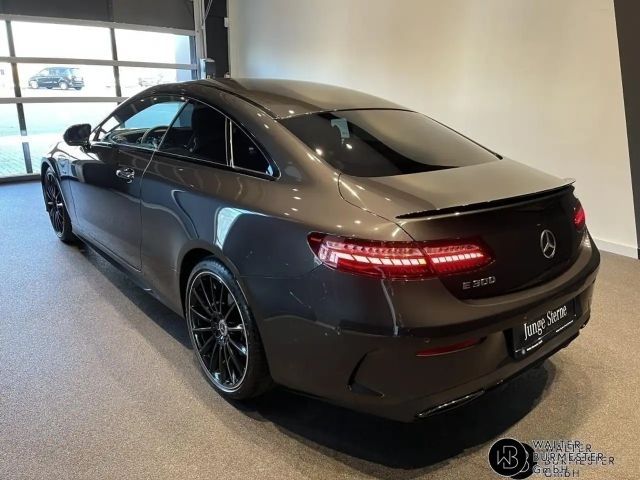 Mercedes-Benz E 300 AMG Line Coupé