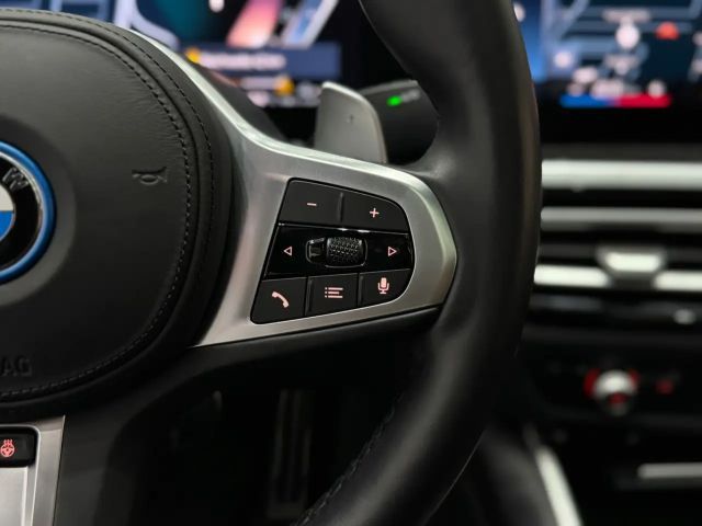 BMW 330 330e M-Sport Sedan xDrive