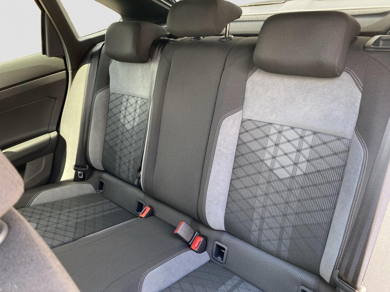 Volkswagen Taigo 1.5 TSI R-Line