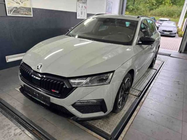 Skoda Octavia Combi RS iV