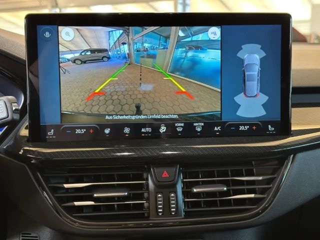 Ford Focus ST Line Wagon