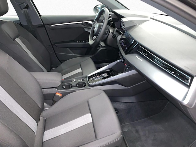 Audi A3 30 TFSI S-Tronic Sportback