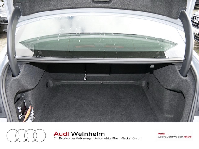 Audi A3 30 TFSI S-Tronic Sedan