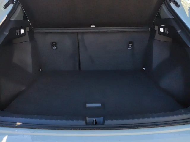 Audi Q4 e-tron Business Quattro