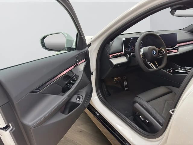 BMW 530 530e Touring