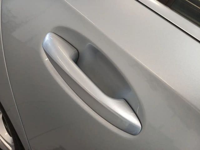 Mercedes-Benz A 180 LENKRADHEIZUNG LED HP KAMERA