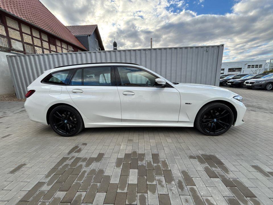 BMW 330 330e Touring xDrive