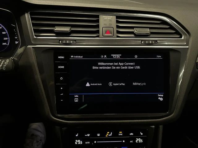 Volkswagen Tiguan Allspace IQ.Drive R-Line