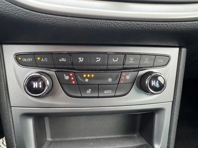 Opel Astra 1.2 Turbo Turbo