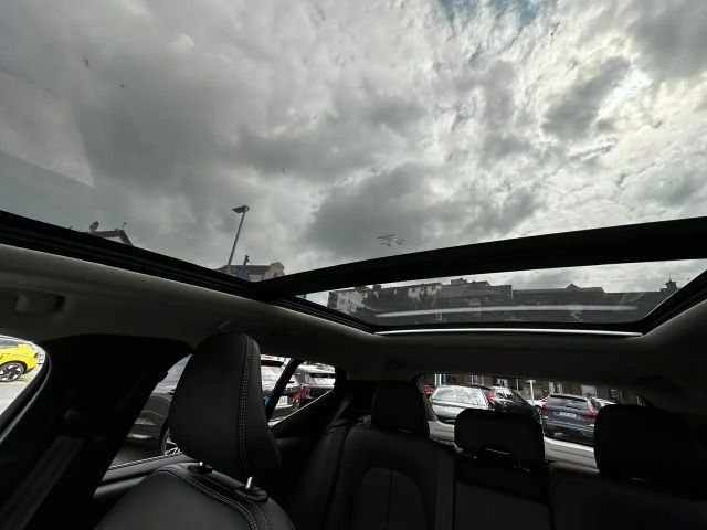 Volvo XC40 Dark Plus