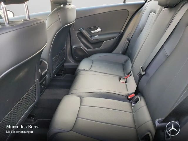 Mercedes-Benz A 250 A 250 e Style