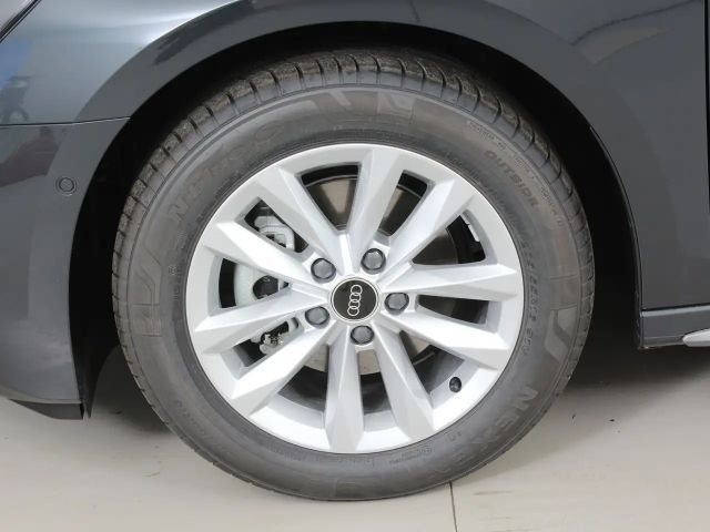 Audi A3 30 TFSI Sedan