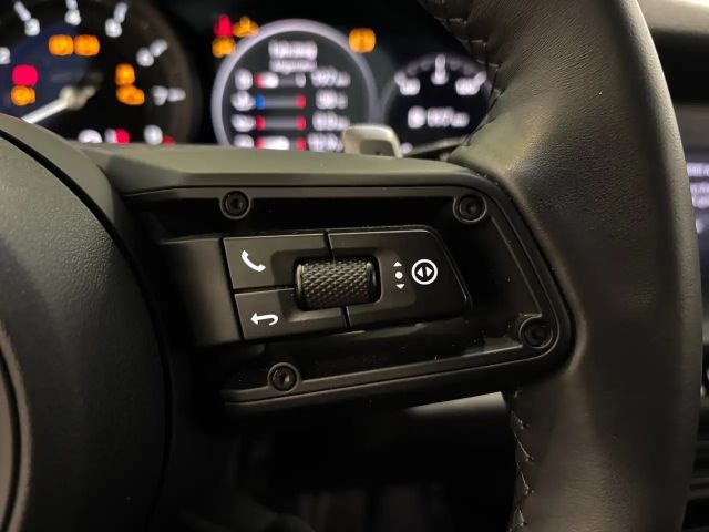 Porsche 911 Carrera Coupé GTS