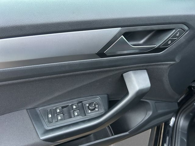 Volkswagen T-Roc 1.5 TSI DSG Life