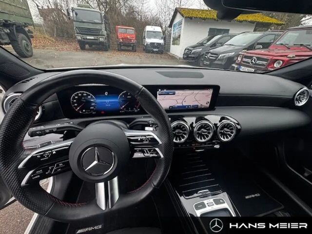 Mercedes-Benz A 220 A 220 d AMG Line