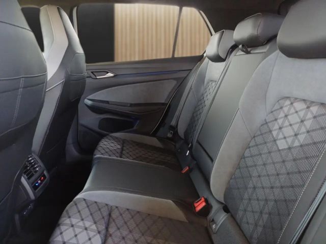 Volkswagen Golf 1.5 eTSI Golf VIII