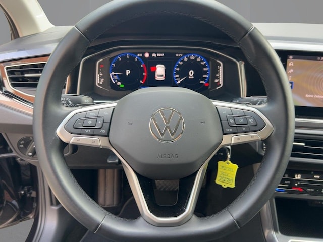 Volkswagen Polo 1.0 TSI DSG Style