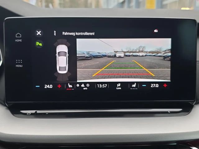 Skoda Octavia TDI DSG MATRIX NAVI ACC SPURH AHK VORBREI