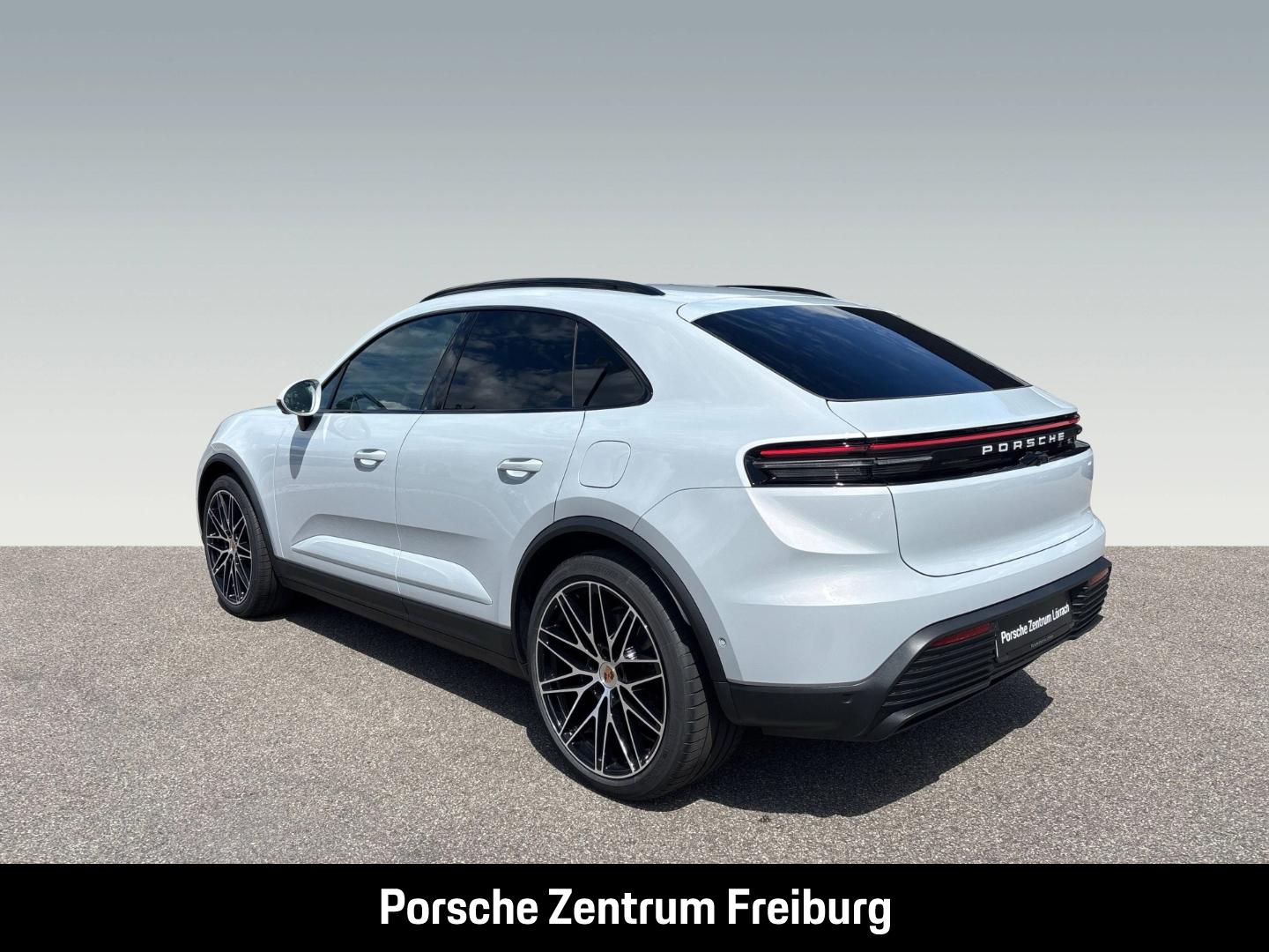 Porsche Macan Surround-View BOSE Abstandstempomat
