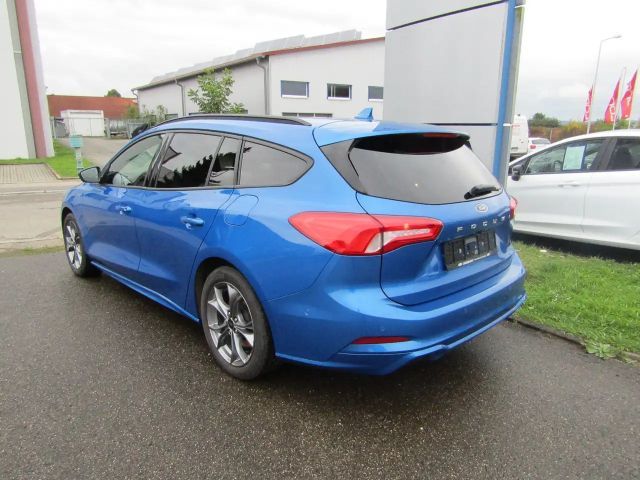 Ford Focus ST Line