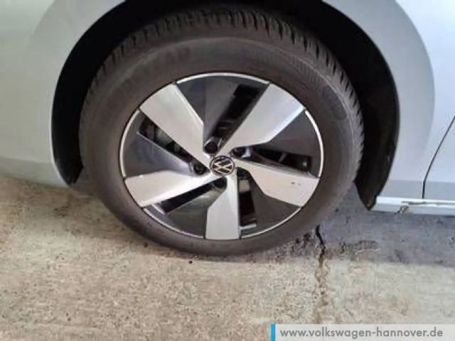 Volkswagen Passat 1.5 eTSI DSG Variant