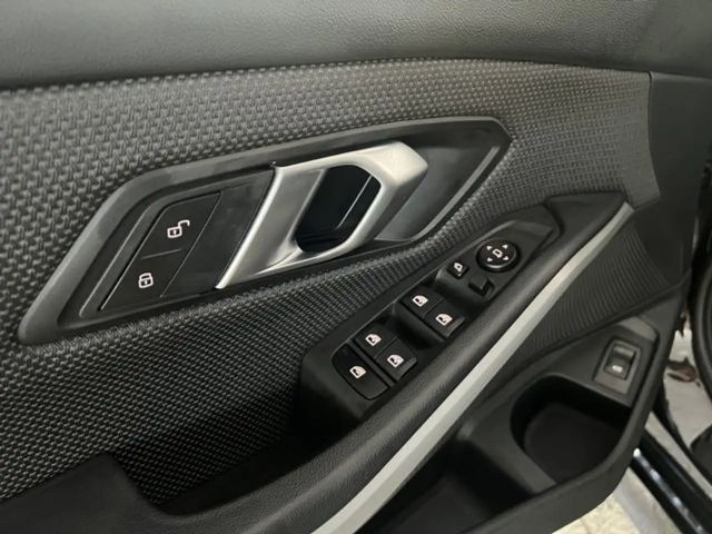 BMW 320 320d Touring xDrive