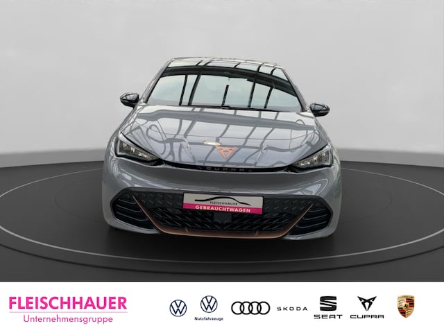 Cupra Born Digitales Cockpit LED Klima Fahrerprofil Musikstreaming