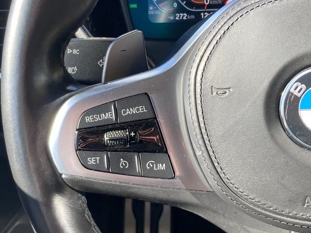 BMW 320 320d M-Sport Sedan