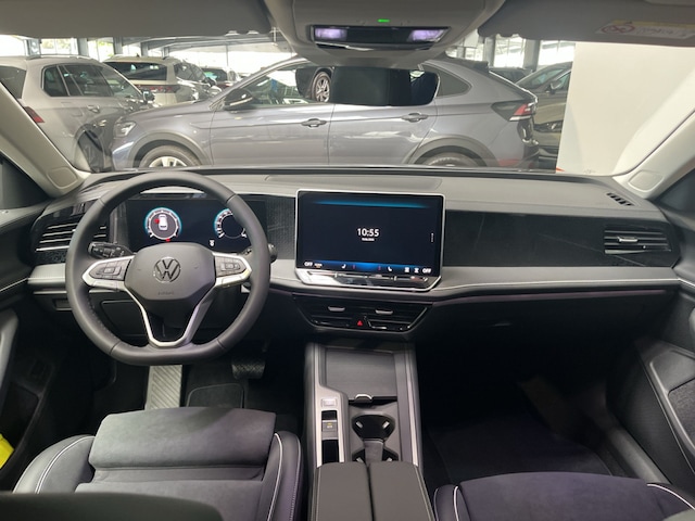 Volkswagen Passat 1.5 eTSI Business DSG
