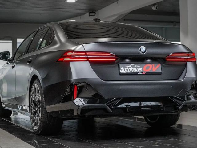 BMW 520 520d M-Sport Sedan xDrive