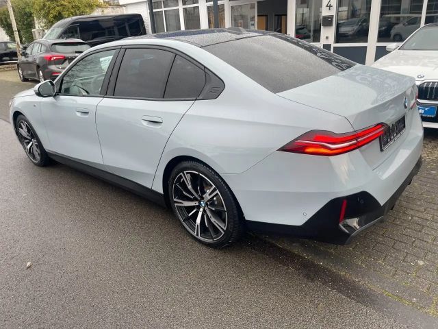 BMW 540 540d M-Sport Sedan xDrive