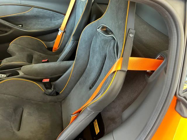 McLaren Artura Performance Black Paket Lift Sport Auspuff Clubsp.