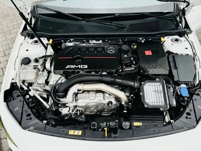 Mercedes-Benz A 35 AMG AMG Line Coupé