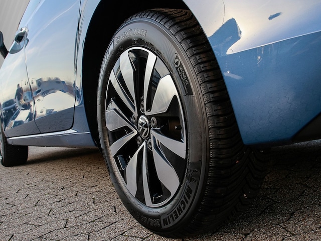 Volkswagen Golf 1.5 TSI Golf VIII