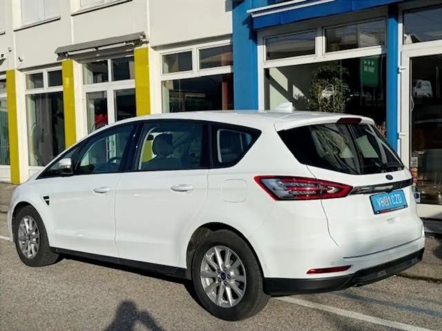 Ford S-Max Titanium