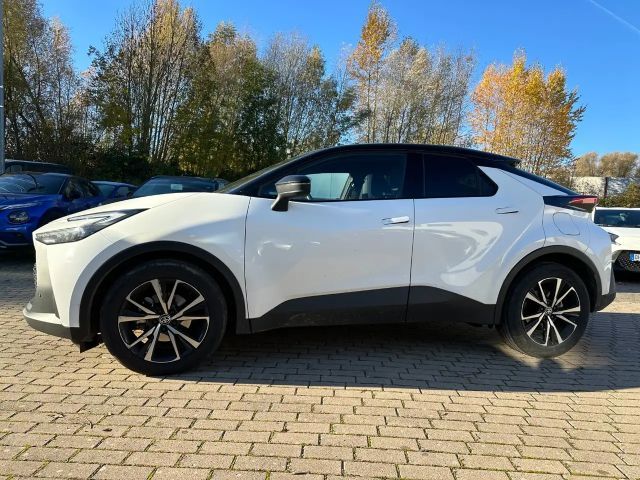 Toyota C-HR Team D Voorwielaandrijving