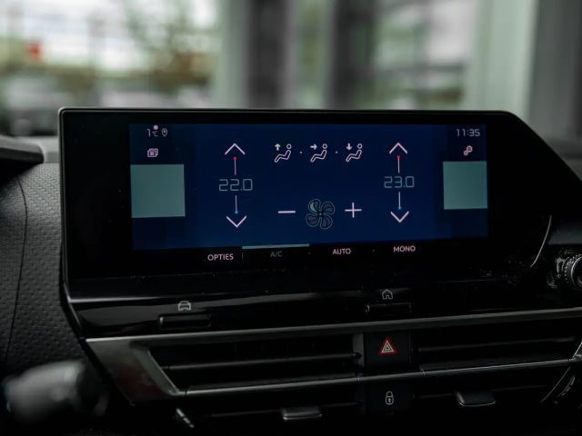 Citroën C4 eC4 | 136pk | Camera | Dodehoek | Pano | Parkee...