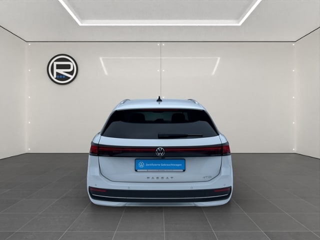 Volkswagen Passat 1.5 eTSI Business DSG Variant