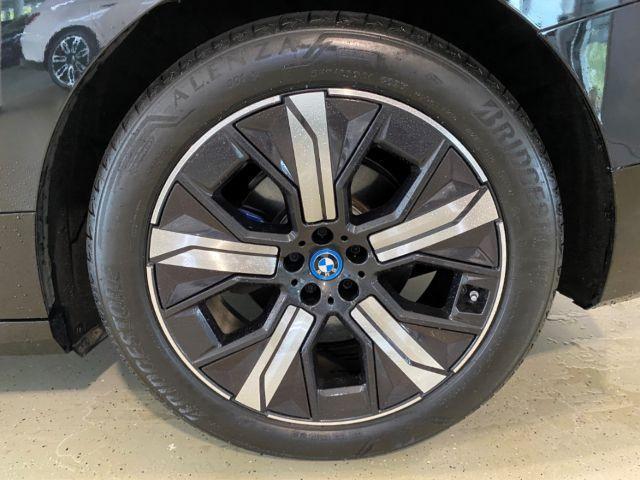 BMW iX xDrive50