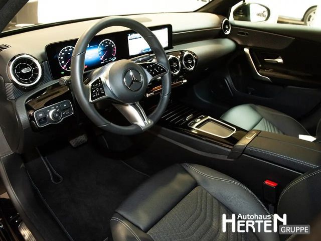 Mercedes-Benz A 200 Progressive